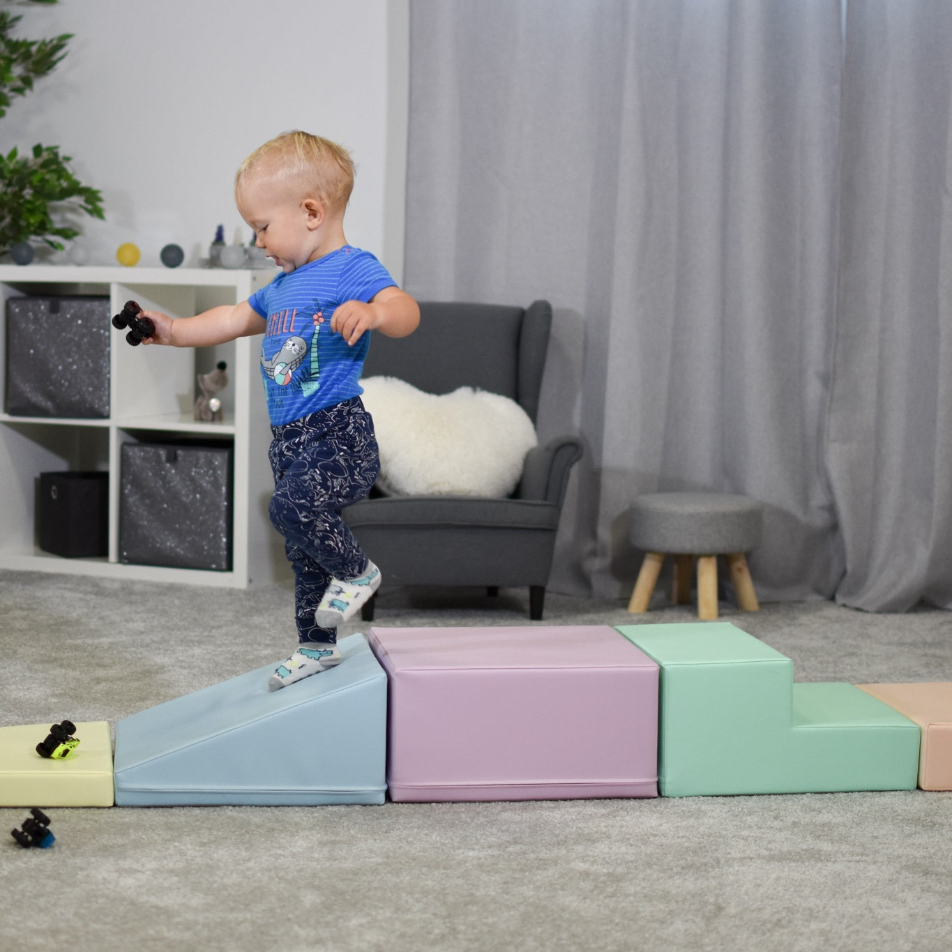 Corner Climber